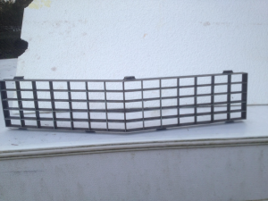70 Torino GT center grille used driver quality